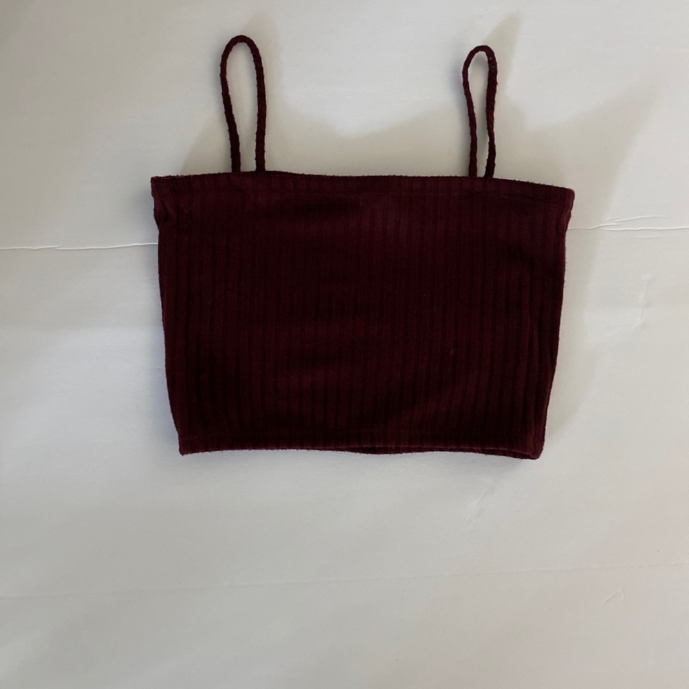 Women’s burgundy crop top
